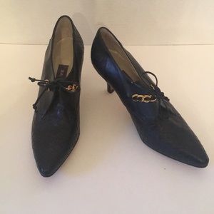 incredible black leather pointy toe bally heels